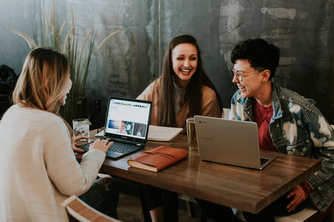 5 Employee Benefits That Will Attract Skilled Millenials