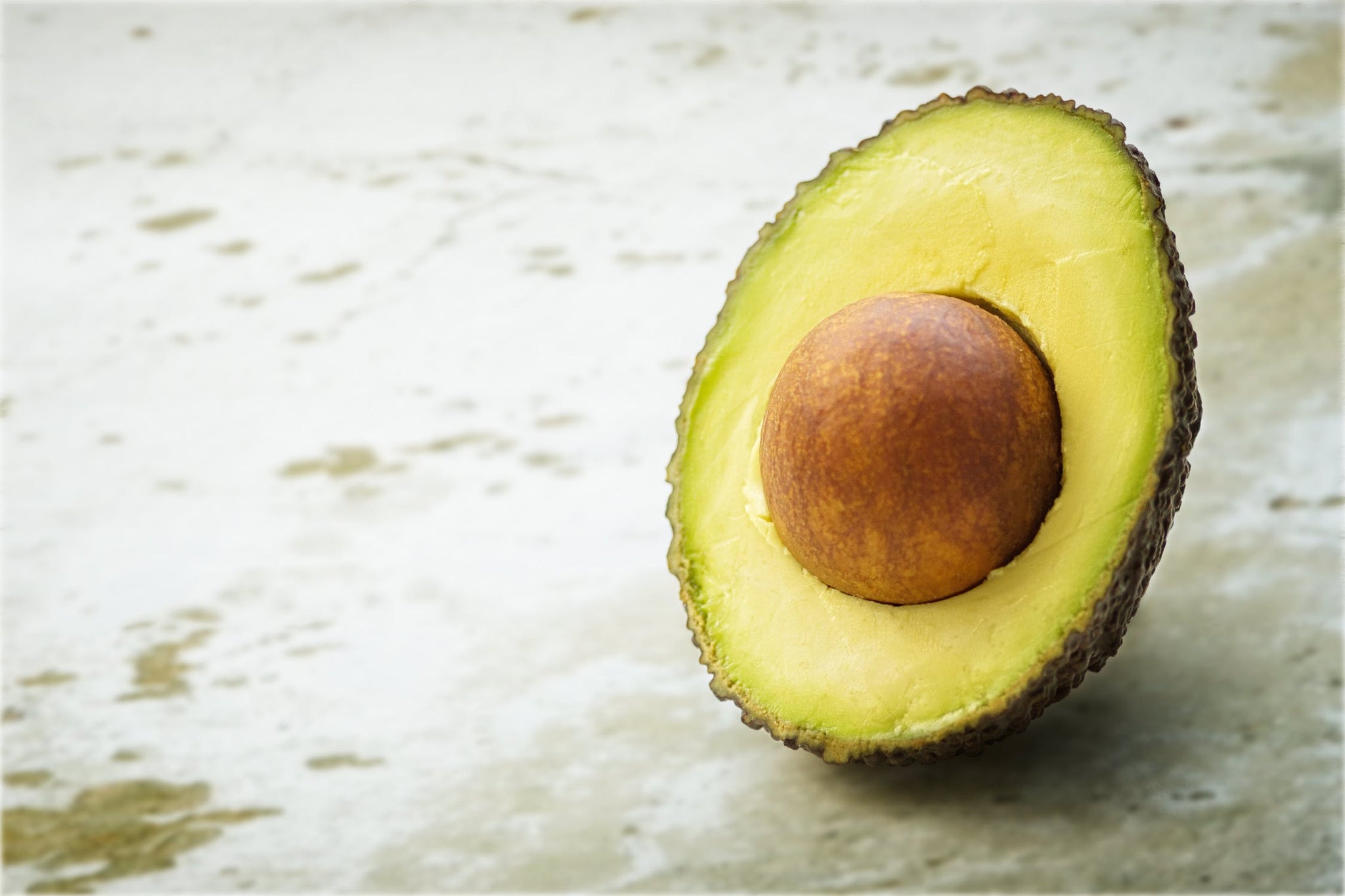 Green Beauty: Why You Should Add Avocado to Your Beauty Routine